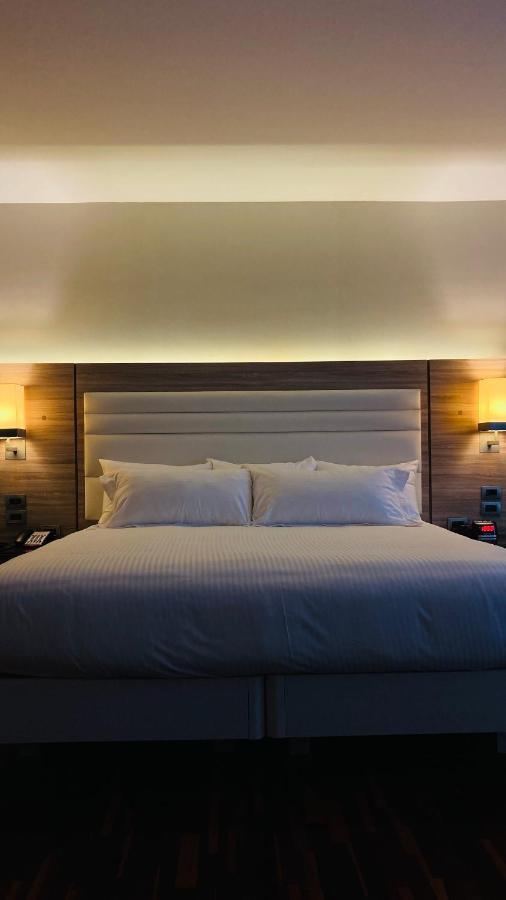 Rosa Bela Hotel & Convention Center Puerto Ordaz Eksteriør billede